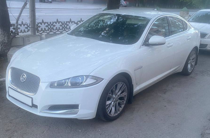 Jaguar Xf